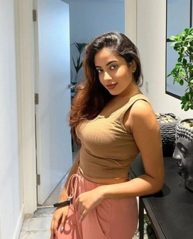 Independent Call Girls in Chanakyapurii